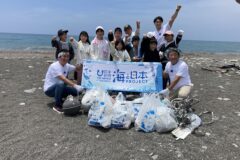 室戸の小学生と海岸清掃を実施！未来の豊かな海を守るための出前授業＆実践活動【ツーライスと高知の海を学ぼう！】 を開催しました！